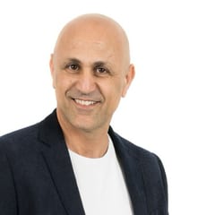 נועם נדב